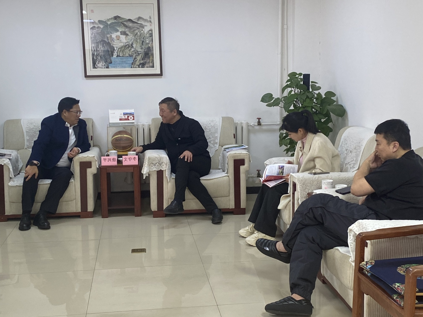 体育赋能经济，露营点亮沧源—— 沧源县委书记唐兴平到访露营之家北京总部(图4)