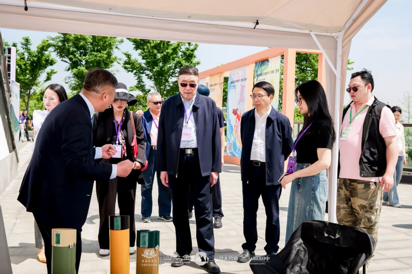 四链融合启新篇 全景生态展芳华——2025中国国际oety欧亿体育
在浙江金华山举行(图9)