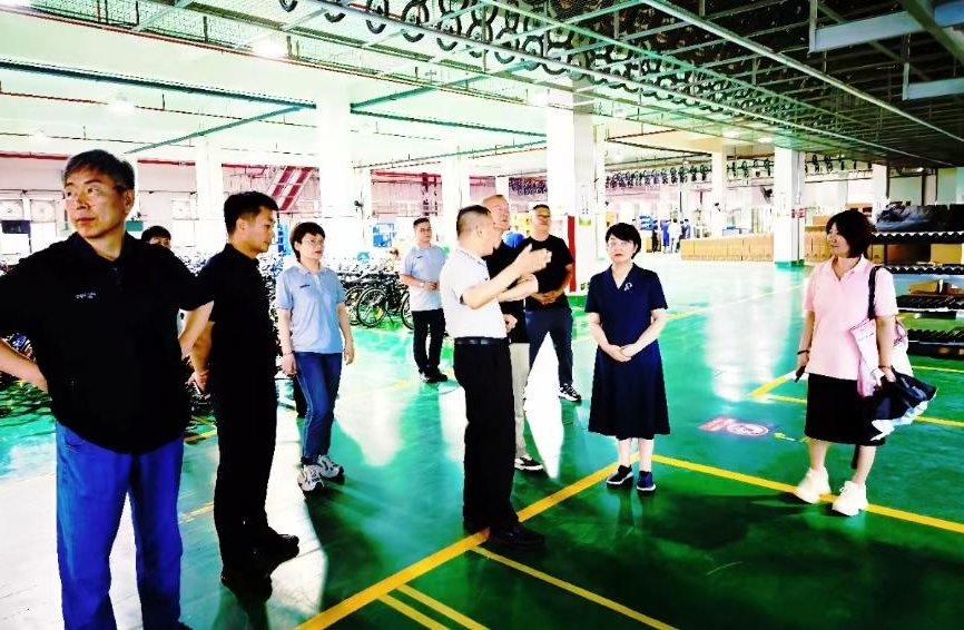 新疆天山天池景区管委会、新疆昌吉州文旅集团、新疆旅游协会一行赴金华露营之家全球供应链贸易中心考察调研(图9)
